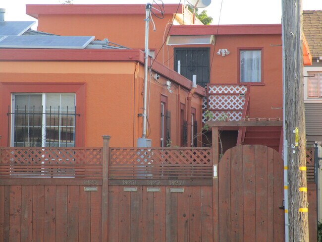 Upstairs unit - 1927 Barrett Ave