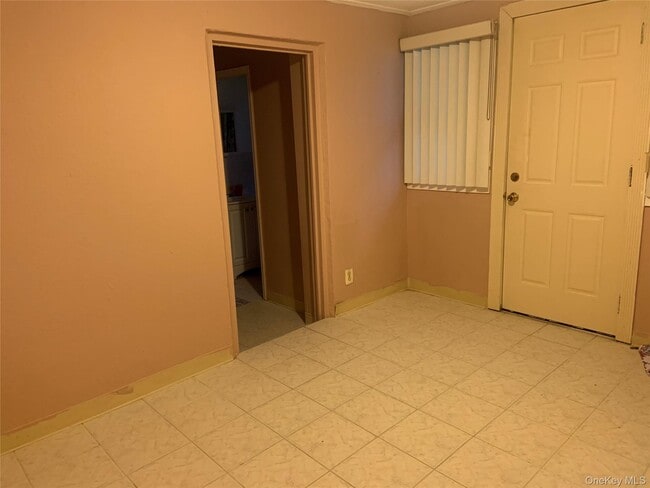 Building Photo - 761 Donlon Ave