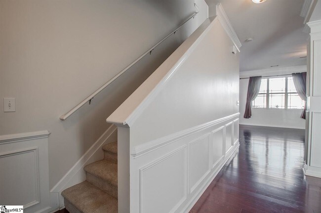 Building Photo - 6 Hartline Ct