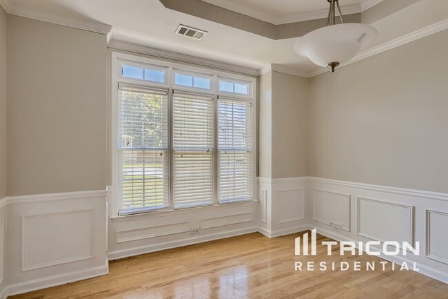 Building Photo - 206 Brightwater Dr