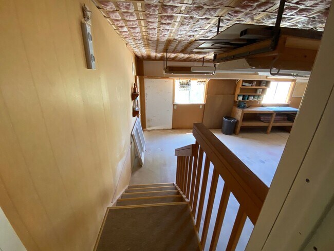 Building Photo - Topock living
