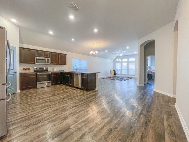 Foto del edificio - 10624 Langham Dr