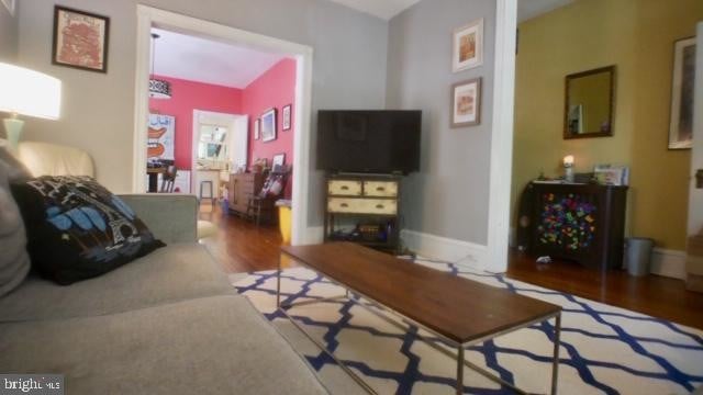 Building Photo - 23 E Gravers Ln