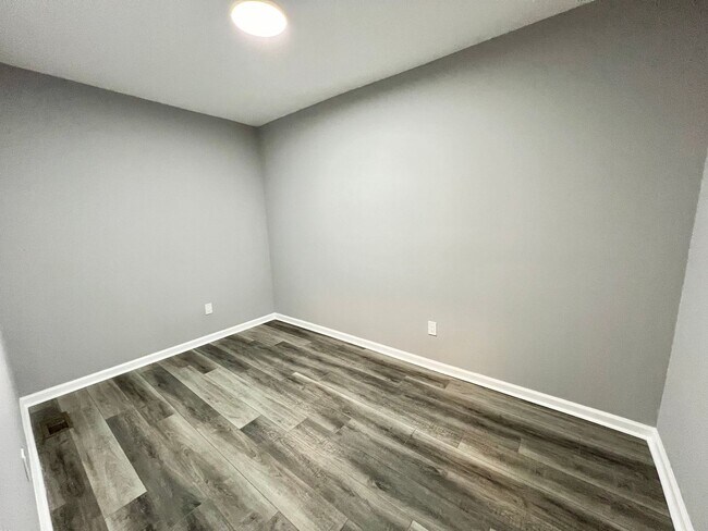 Foto del edificio - Anika Homes 3 Bedroom
