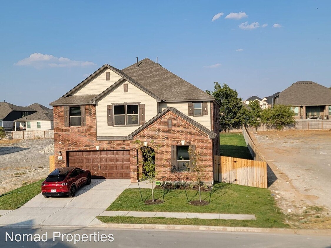 Foto principal - 5 br, 3 bath House - 4633 Teverola Dr
