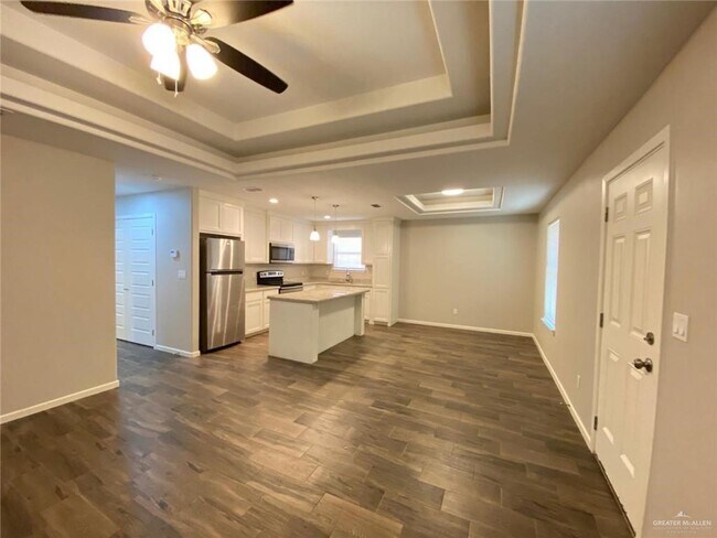 Building Photo - 2211 Taxco Ct