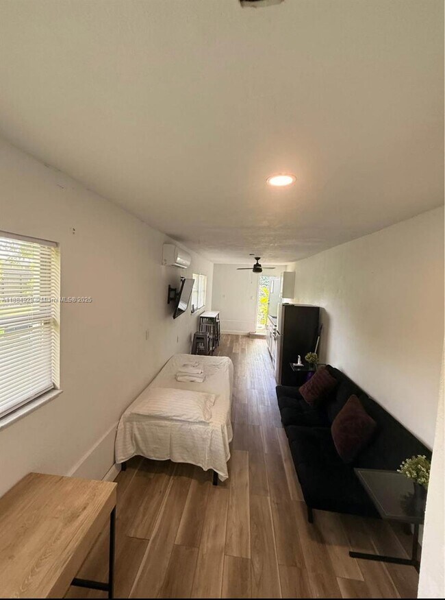 Foto del edificio - 7170 NW 24th Pl