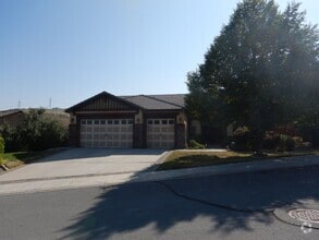 Building Photo - 2292 Novara Dr