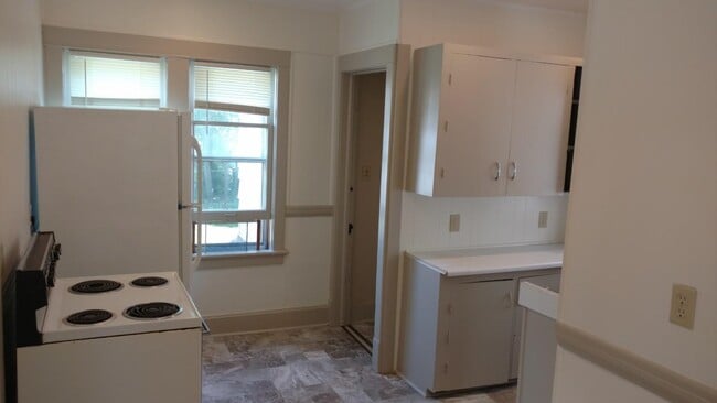 Kitchen - 3726 W Dorothy Pl