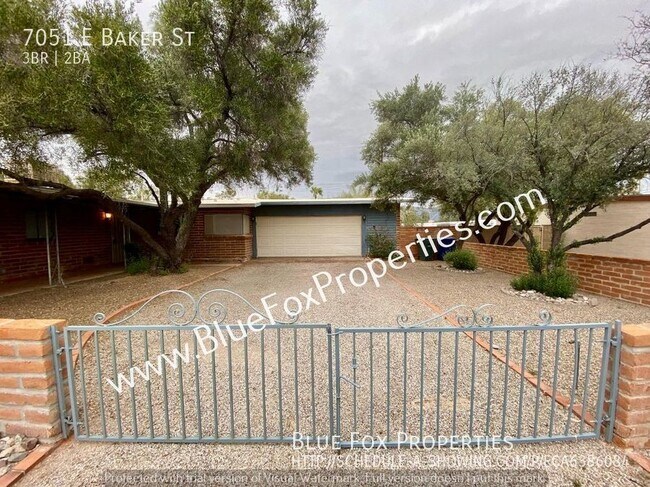 Foto del edificio - 7051 E Baker St