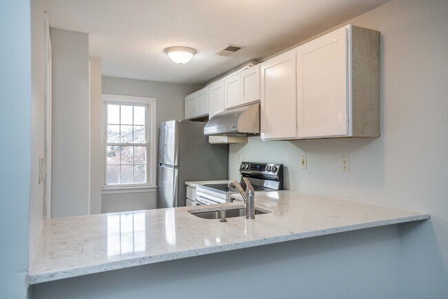 Foto del edificio - 34 Pebble Ct