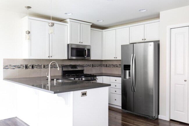 Foto del edificio - Beautiful 3 Bedroom 3 Bath Home in Lynnwood