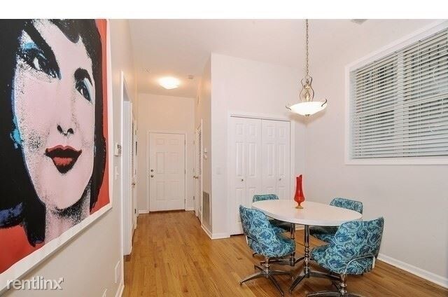 Primary Photo - 4711 N Magnolia Ave