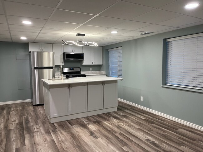 Building Photo - 14011 Blue River Trl