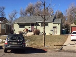 Building Photo - 511 1/2 S Grant Ave