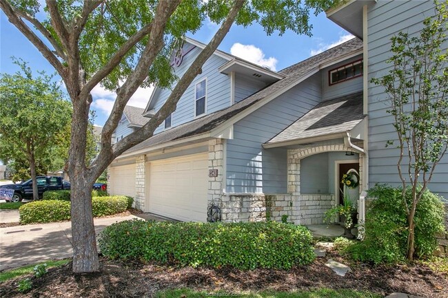 Building Photo - 1240 Canyon Creek Cir