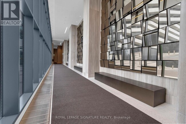 Building Photo - 225 Commerce St