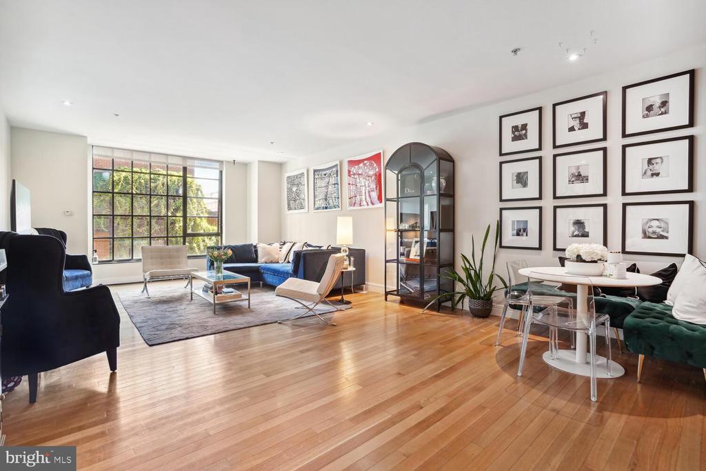 Foto principal - 3303 Water St NW