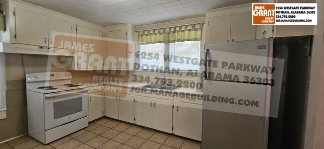 Foto del edificio - 2253 Denton Rd
