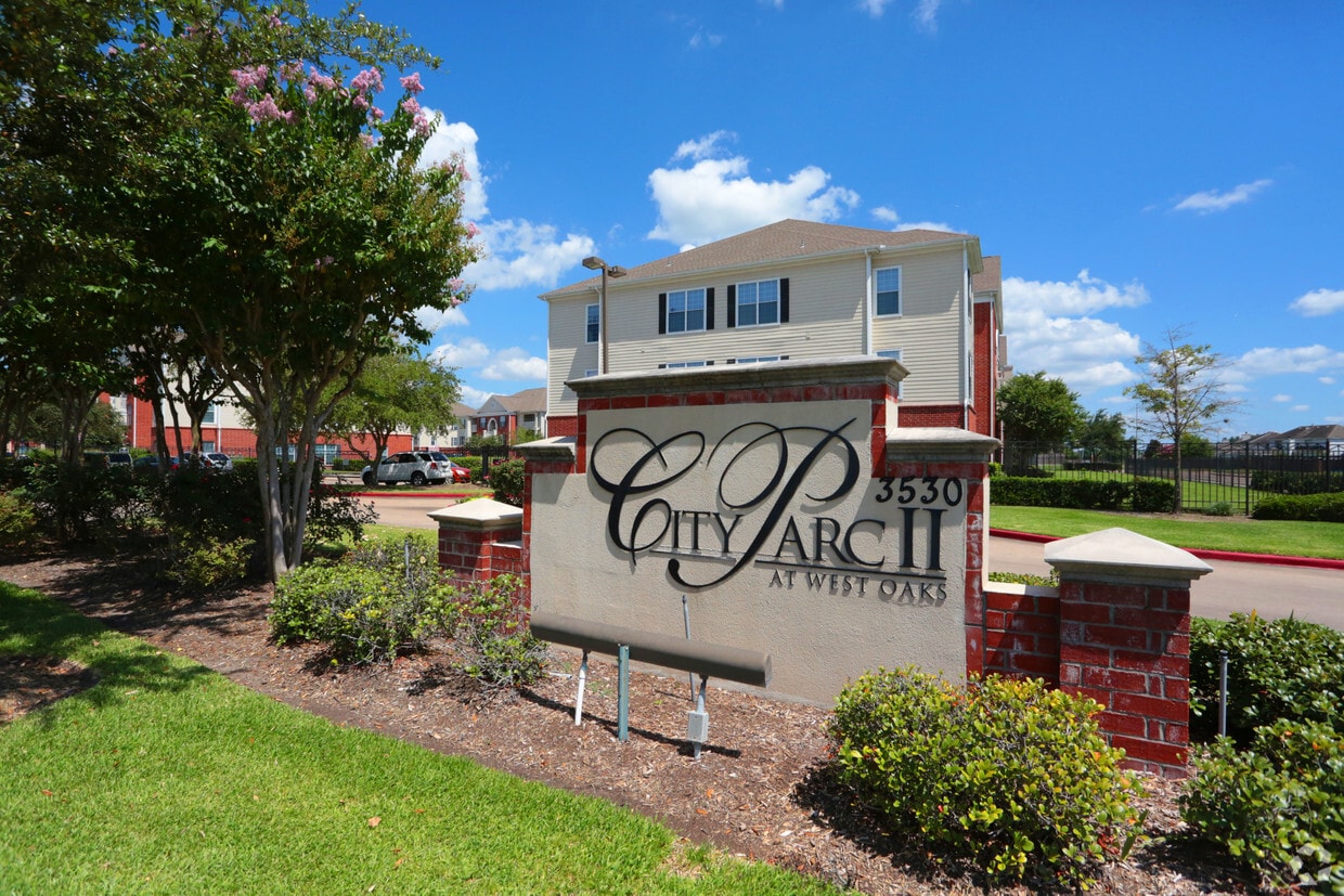 City Parc II at West Oaks Apartments Houston, TX