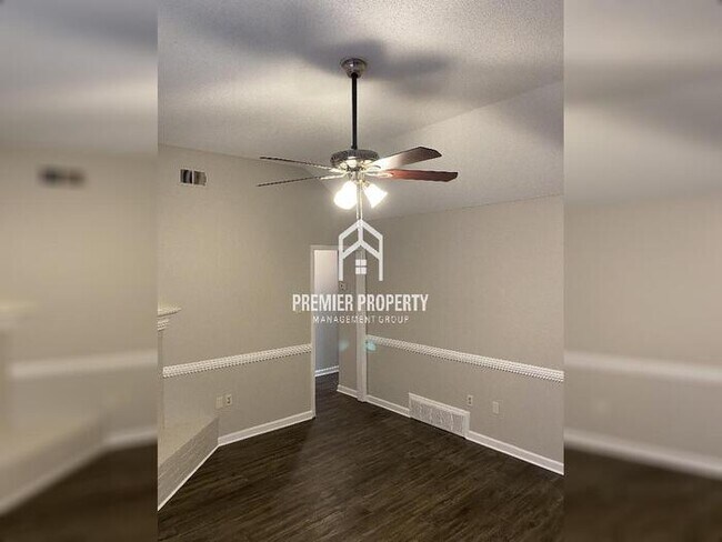 Building Photo - 4259 Creek Manor - Available Now!