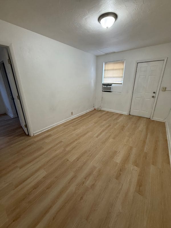 Foto del edificio - 1955 Lincoln St