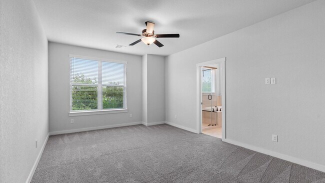 Building Photo - Modern Living in the Heart of San Antonio's Medical Center Area!