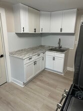 Building Photo - 1310 Willis Ave