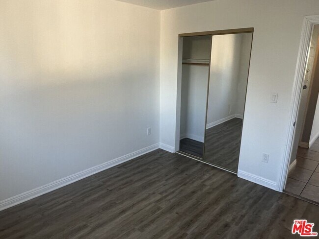 Foto del edificio - 225 E 30th St
