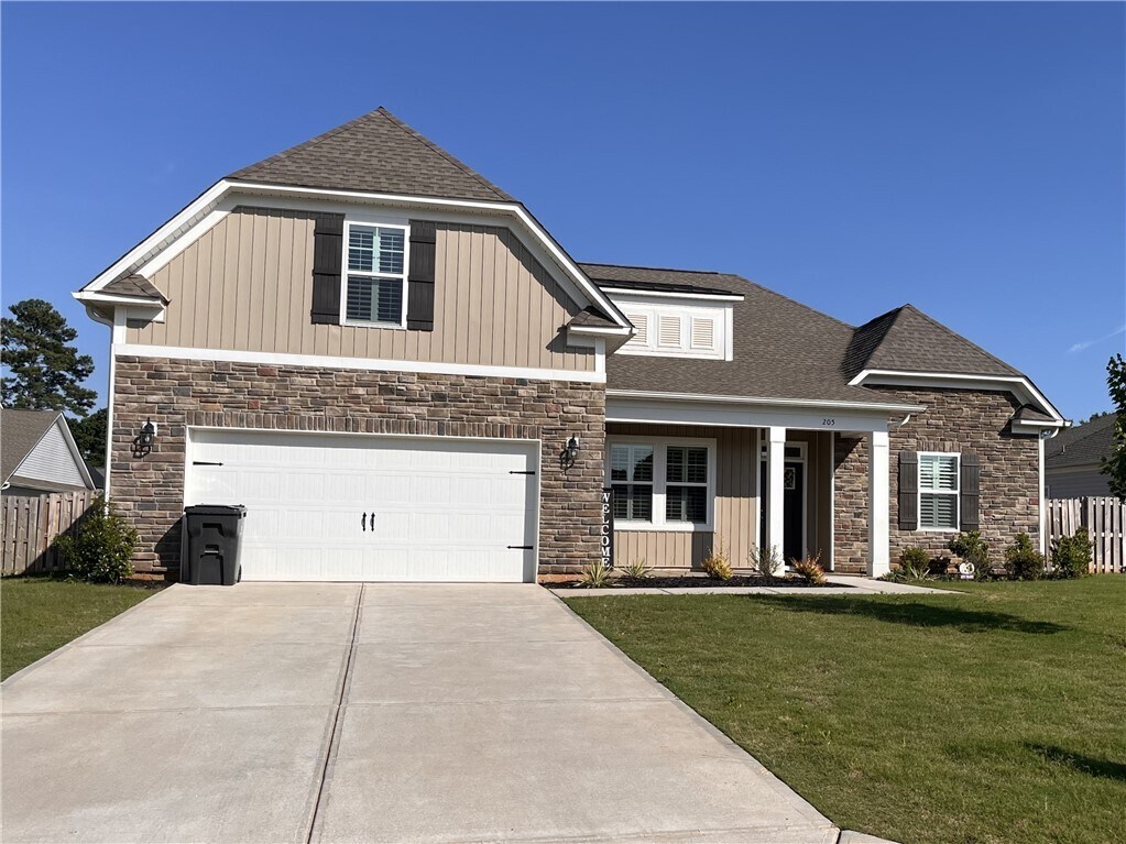 Foto principal - 205 Tralee Dr