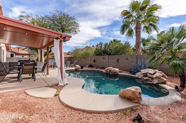 Building Photo - 3413 E Oraibi Dr