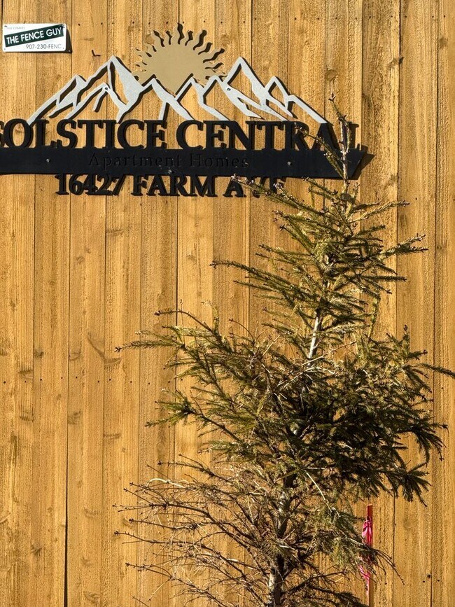 Foto del edificio - Farm Ave