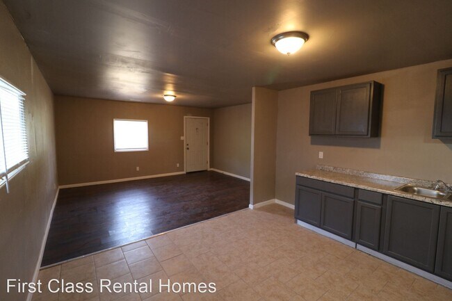 Building Photo - 4 br, 1 bath House - 2148 Whitcomb St
