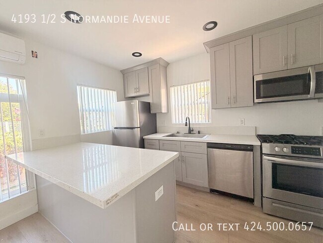 Foto del edificio - 4193 1/2 S Normandie Avenue-