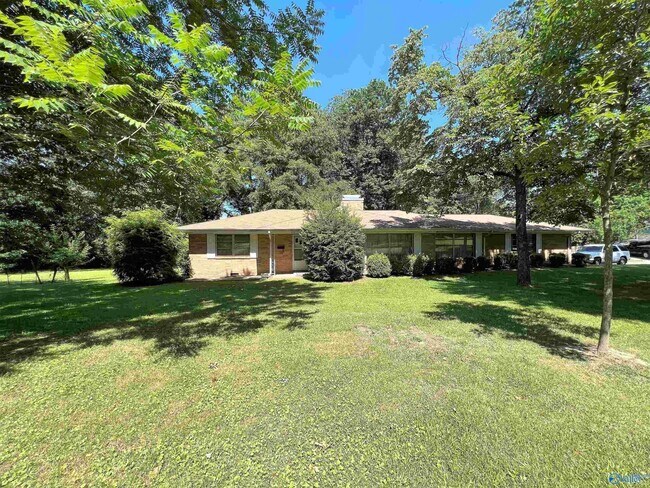 Building Photo - 1203 Glendale Dr
