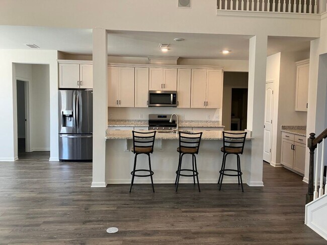 Foto del edificio - Like New Large Mt Juliet Home on corner lot****  MOVE IN SPECIAL $250 OFF SECOND MONTHS RENT