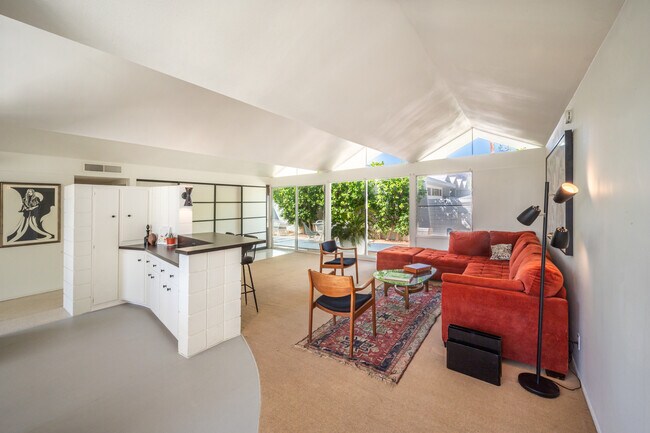 Foto del edificio - 1840 S Araby Dr