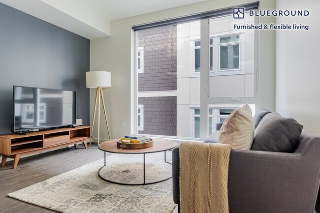 Foto del edificio - 10050 NE 10th St