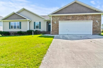 Building Photo - 403 Sundown Ct