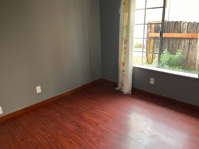 Foto del edificio - 24418 Electra Ct