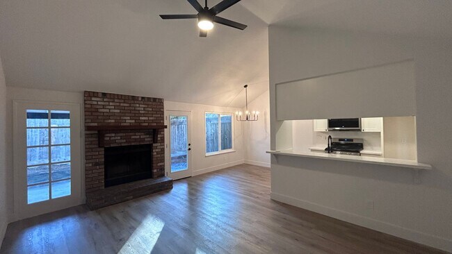 Foto del edificio - 4024 Nugget Dr