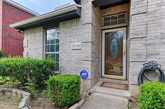 Building Photo - 3136 Delaford Dr