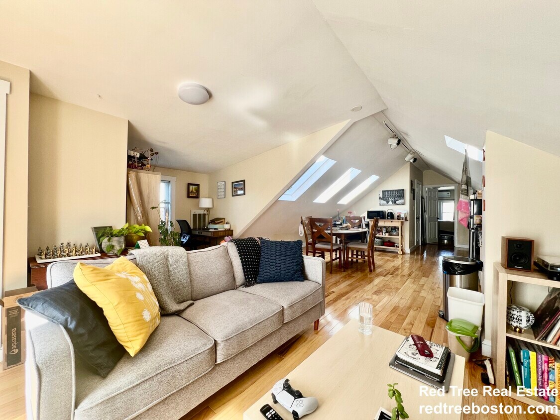 Foto principal - 69 Woodlawn St