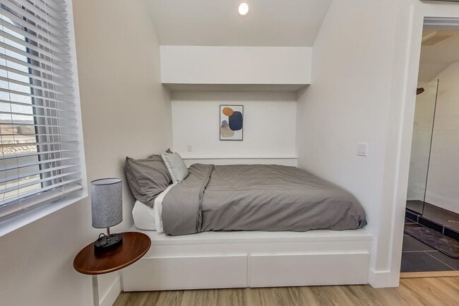 Building Photo - Artthaus Linden: New Luxury Apartment! 2 m...