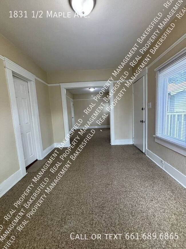 Building Photo - 1831 1/2 Maple Avenue - Zero Deposit, Ask ...