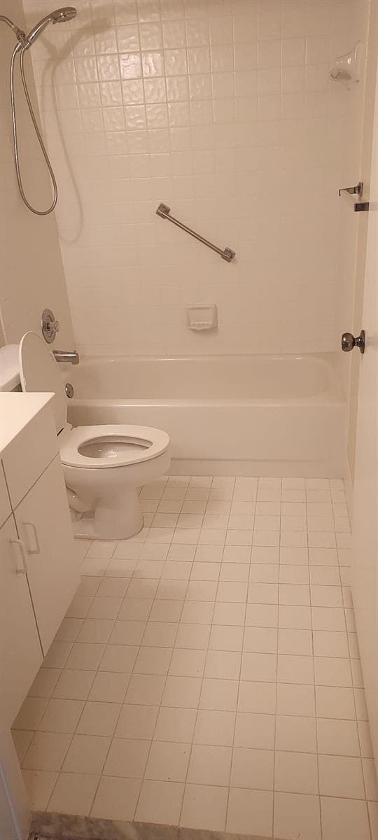Building Photo - 2334 S Cypress Bend Dr