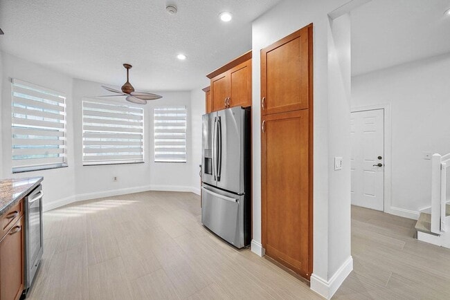 Foto del edificio - 5855 NW 42nd Way