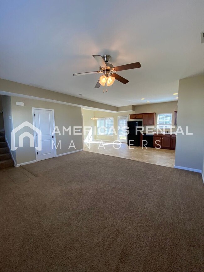 Foto del edificio - Townhome Available in Calera!! Available t...