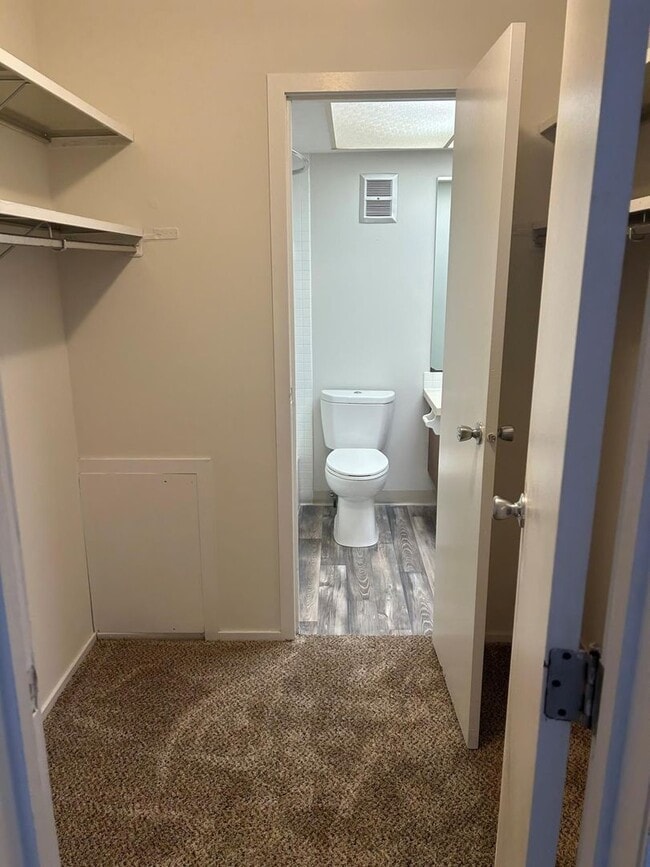 Interior Photo - ESTATES ON MAIN