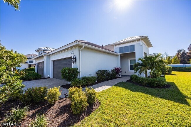 Building Photo - 2373 Ariane Dr